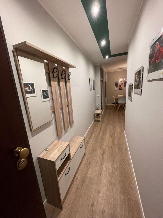 Hello - Modern Studio In Downtown Garden Διαμέρισμα Τορίνο Εξωτερικό φωτογραφία